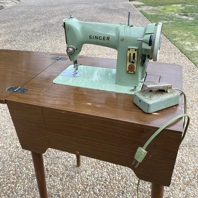 Vintage 1960s singer sewing machine 185j W Foot Pedal (Does Not Come With Table) - Image 1 of 4