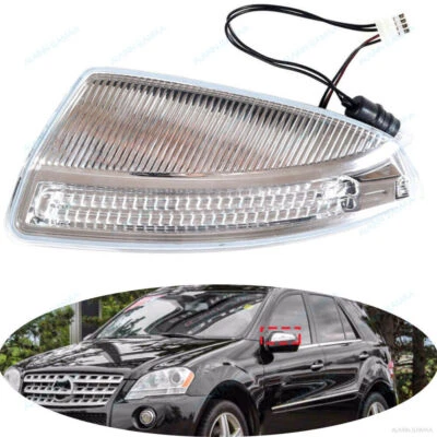 Luz de señal de giro del espejo lateral izquierdo para Mercedes Benz W164 ML ML450/550 GL350 GL320 Foto 1 de 4