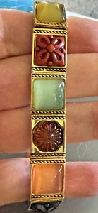 Lovely Vintage MONET Gold Tone Panel Stretch Bracelet Detailed Stones Sets - Picture 1 of 9