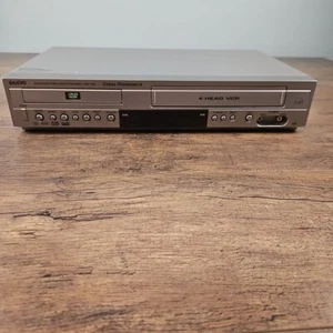 Sanyo Model DVW-7100 DVD/VHS Combo Player No Remote - Tested Partially Works - Picture 1 of 6