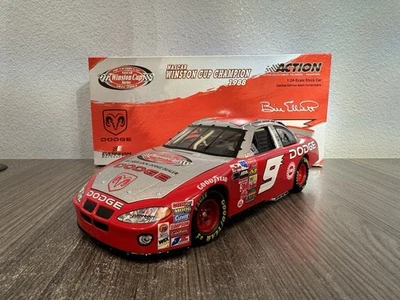 2003 Bill Elliott #9 Dodge The Victory Lap 1:24 NASCAR Action MIB - Image 1 of 4