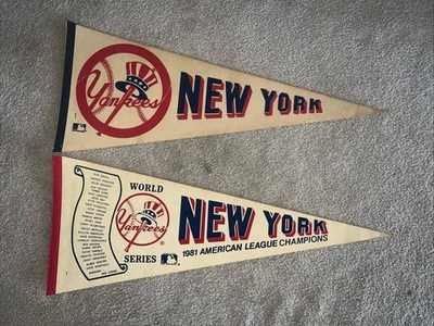 De colección 2 Banderines de los Yankees de Nueva York ~ 1981 Champions Scroll Roster Foto 1 de 4