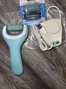 Amope Pedi Perfect Pro Cordless Rechargeable Foot File Hard Dead Skin +2 Files - Picture 1 of 3
