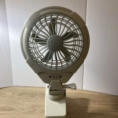 Ventilador de clip portátil alimentado por batería TREVA / O2COOL FC05807 Foto 1 de 4