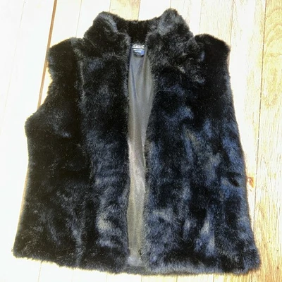 Chaleco de piel sintética negro Cejon para mujer talla grande Foto 1 de 4