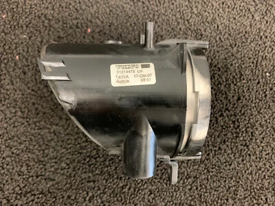 08-13 Volvo XC70 Left Front Fog Light 31214475 - Image 1 of 4