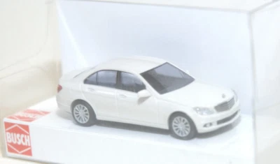 Busch 43600 Mercedes Benz C-Class Bianco HO 1:87 NUOVO - Immagine 1 di 2