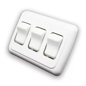 Triple 3 Gang On-Off 12 volt White Light Switch - RV Camper Trailer Marine Boat - Bild 1 von 3