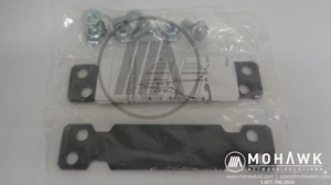 NEU Chatsworth Inc. Anreih-Montagesatz, 2 Halterungen 39125-C01 - Bild 1 von 1