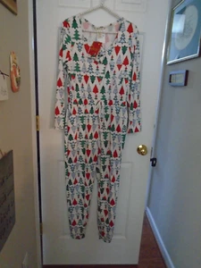 Indero cute Christmas design one-piece pajama with matching scrunchie  NWT L - Picture 1 of 2