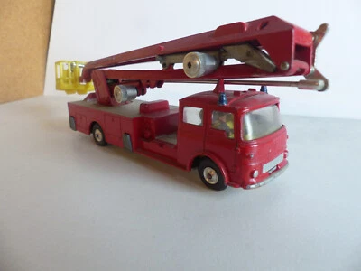 véhicules miniatures Pompiers - Photo 1/4