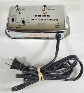 Vintage Radio Shack UHF/VHF/FM Amplifier Model 15-1113B 60Hz 117VAC 3.6W - Picture 1 of 3