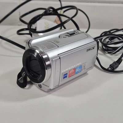Sony Handycam DCR-SR58E 80GB HDD Digital Camcorder Silver. No Charger Or Battery - Image 1 of 4
