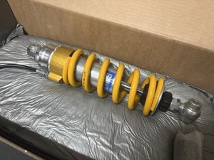 Ohlins KA739 Rear Shock Absorber for Kawasaki Z900RS / Z900RS Cafe / Z900 - Foto 1 di 5