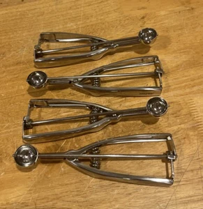 1/2 cucchiaio Norpro Set di 4 Ballerine per Frutta a Molla in Acciaio Inox - Foto 1 di 6