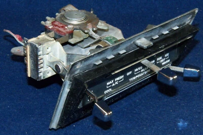 Ford Mustang Cougar 1969 1970 conjunto de panel de control de calor aire acondicionado OEM C9ZZ-C Foto 1 de 4