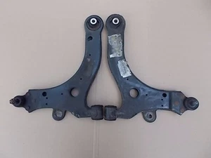 CHEVROLET 2010 IMPALA 3.9 LITER Used OEM LOWER CONTROL ARMS w/ Ball Joints - Foto 1 di 12