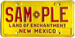 ORIGINAL VINTAGE NEW MEXICO "LAND OF ENCHANTMENT" YELLOW SAMPLE LICENSE PLATE - Picture 1 of 2