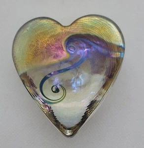 Robert Held RHAG signierter irisierender Wirbel Kunst Glas Herz Briefbeschwerer, top - Bild 1 von 5