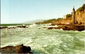 Laguna Beach California CA : TOWER SCENE a/31 AZ9760 - Bild 1 von 2