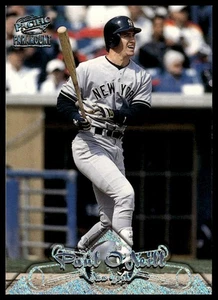 1998 Pacific Paramount #72 Paul O'Neill Holographic Silver #/99 - Picture 1 of 2