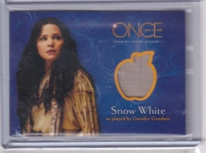 2014 Cryptozoic Once Upon a Time Season 1 Wardrobe Card M1 Snow White - Picture 1 of 2