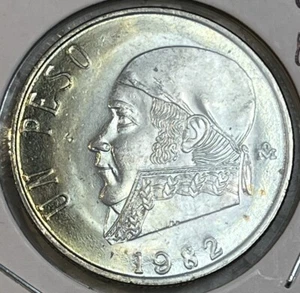 Rare 1982 Mexico One 1 Peso Open 8 & Closed 8 Variety AU-BU Condition 2 Coin Lot - Picture 1 of 23