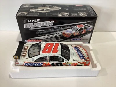 1/24 Action Kyle Busch #18 Snickers 2009 Camry - Image 1 of 2