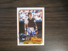 1989 Topps #256 BENITO SANTIAGO Autograph Signed Card San Diego Padres