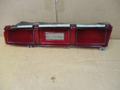 Chevrolet Impala 1978 luz trasera lente 5970009 lado izquierdo derecho  Foto 1 de 4