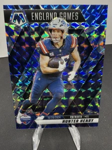 💥2025 Panini Mosaic #262 Hunter Henry Blue Reactive New England Patriots - Imagen 1 de 2