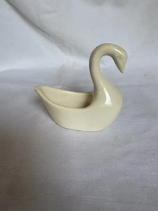 Vintage Camark White Miniature Swan - Picture 1 of 4