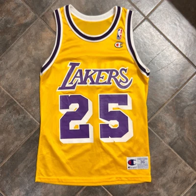 Camiseta Los Angeles Lakers Eddie Jones Campeón NBA 36 De Colección Años 90 Novato NBA Foto 1 de 4