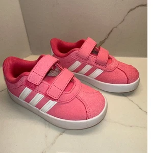Adidas’s - Niño Pequeño Talla 8 Rosa/Blanco Rayas Fácil Cierre Correa Zapatos NUEVO - Imagen 1 de 7