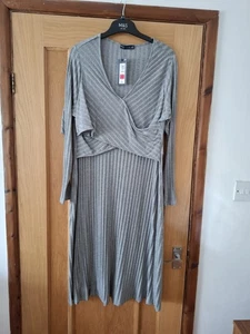 Women's Size 18 Dress - Picture 1 of 3
