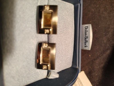 Gemelos Dolan Bullock chapados en oro 18k acero inoxidable 2 diamantes Foto 1 de 4