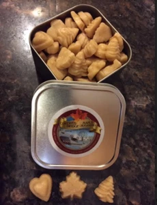 (6) 1 lbs. Tin box's of soft maple candy - Picture 1 of 12