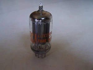 NOS RCA Electron  5686  VACUUM TUBE - Picture 1 of 3