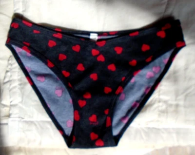 NUEVO Bikini Rojo Corazón Negro Gris Oscuro Victoria Secret ROSA Algodón Acanalado Pequeño Foto 1 de 4
