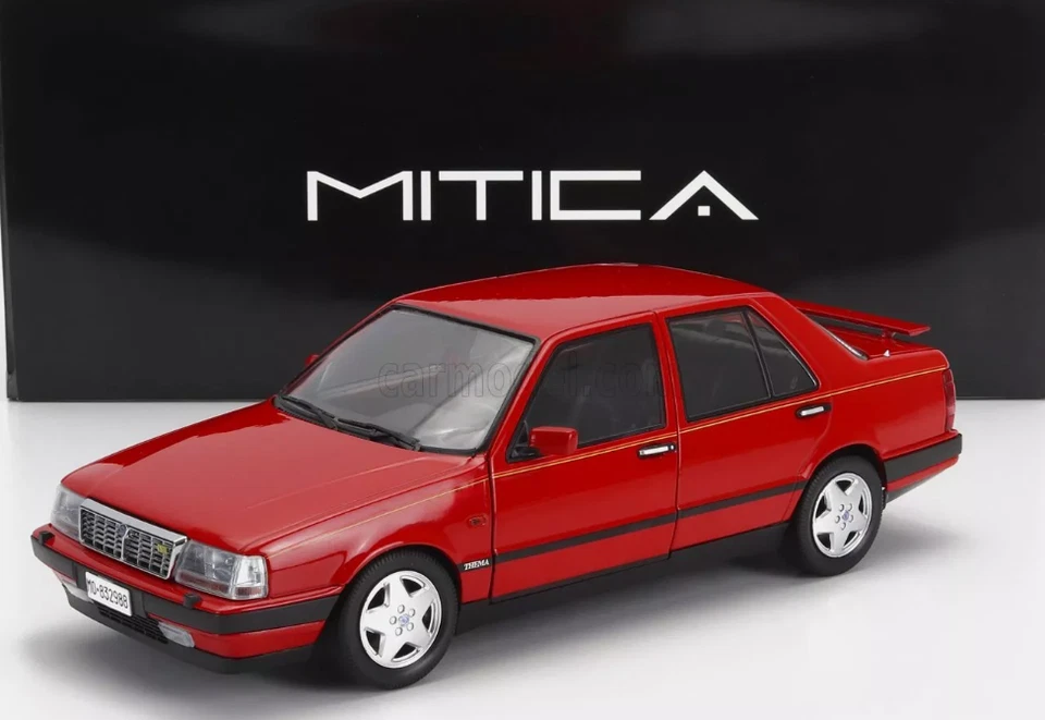 MITICA 202013-D LANCIA THEMA 8.32 FERRARI 2S 1988 CON ALA POSTERIORE APERTA 1/18