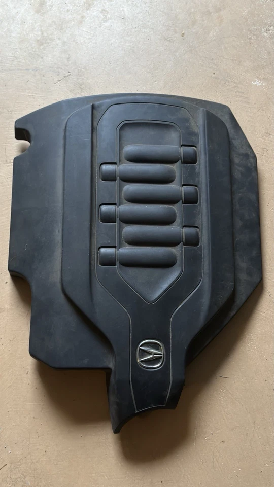 Cubierta del motor Acura MDX 2019 Foto 1 de 3