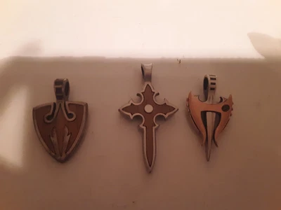 3 подвески BICO — оловянные — щит/меч/крест - Изображение 1 из 3