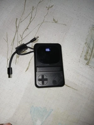 Rohs Power Bank 带 2x 内置 USB-C 电缆 - 10,000mAh - 黑色 — 第 1/4 张图片