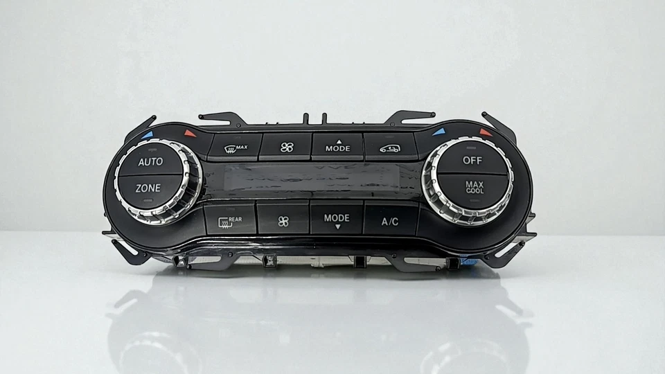 14-19 Mercedes W117 CLA250 CLA200 A/C AC Heater Climate Control Module OEM - Image 1 of 3