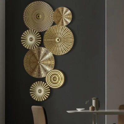 NUEVO West Elm XL Dorado Boho Metal Abstracto Colgar Pared Cestas Platos - Juego de 7 Foto 1 de 4