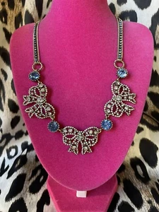 Betsey Johnson Blue Vintage Hearts SPARKLY Crystal Bow Frontal Necklace RARE - Picture 1 of 8