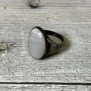 Vintage Ring White Gemstone Sterling Silver Tarnished Size 6 - Picture 1 of 7