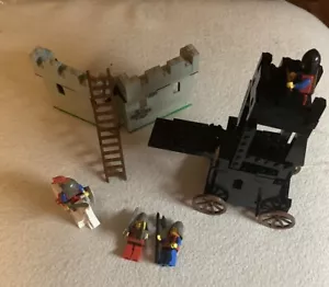 Lego Castle 6061 with instructions, rope missing, clamp has come loose from the BA - Picture 1 of 6