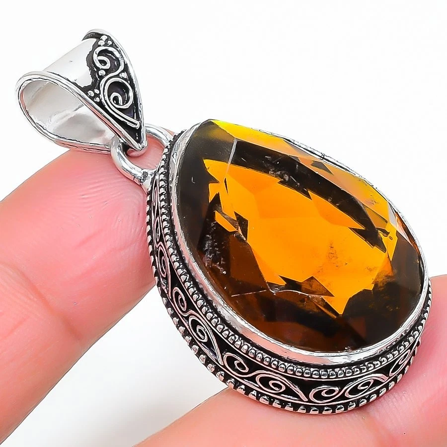 Colgante de joyería de plata de ley 925 hecho a mano con piedras preciosas de granate de hessonita tamaño 1,8" Foto 1 de 1