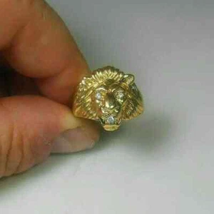 14K Yellow Gold Finish Men's Round-Cut White 3 Diamond Lion Head Ring - Picture 1 of 4